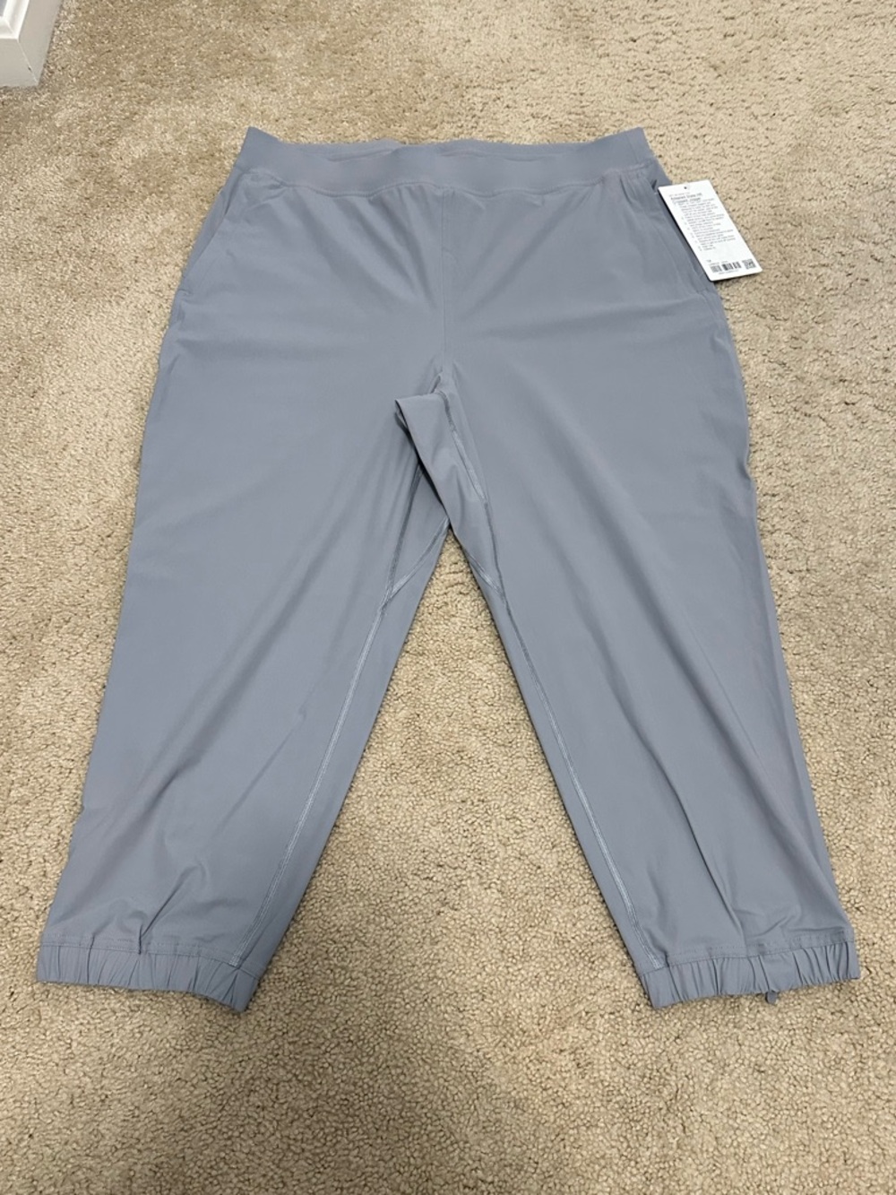 Lululemon Adapted State High-Rise Jogger Crop‎ Pant in Rhino Grey Size 14 NWT